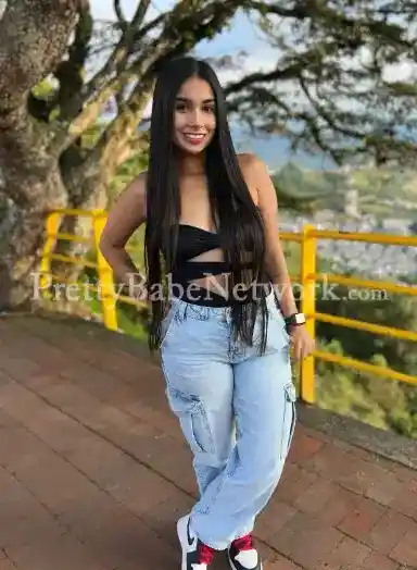 Cabin Crew Ananya—Air Hostess Escort in Mumbai, Santacruz