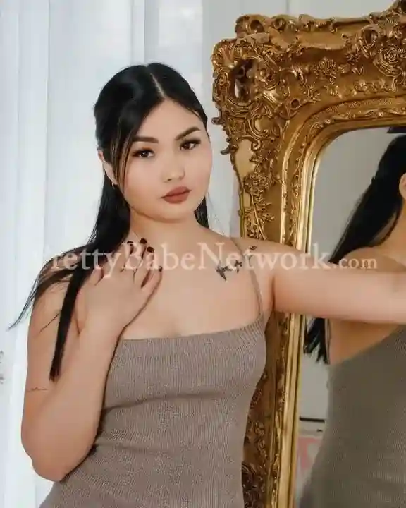 Assamese Girl Mihika—Professional Air Hostess Escort for Luxurious Rich Companionship