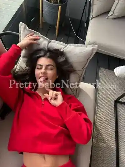 prachi-100-natural-independent-call-girl-in-ardee-city-gurgaon-1