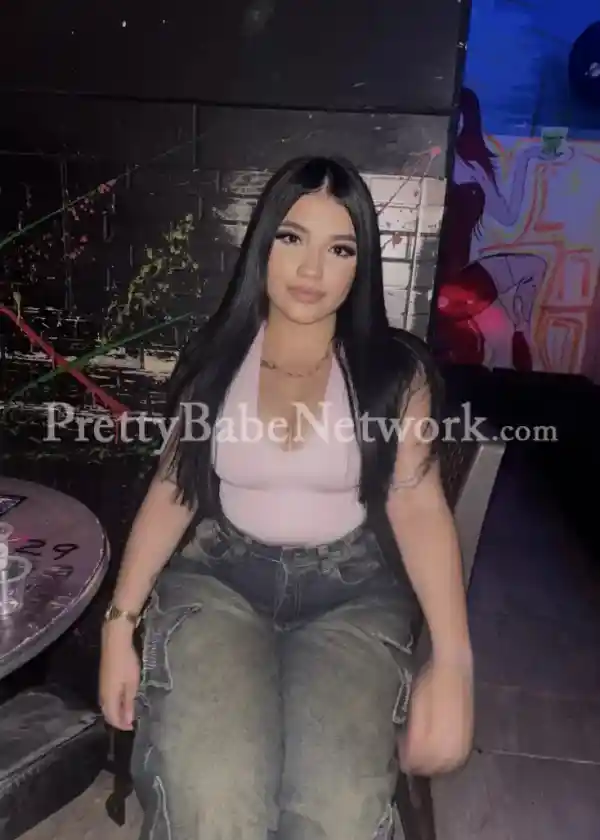 Priyanshi—An Air Hostess as an Independent Escort in Noida Sector 128