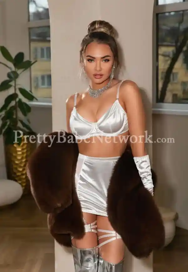 im-emma-a-russian-air-hostess-escort-in-basavanagudi-i-will-fulfil-your-desires-9