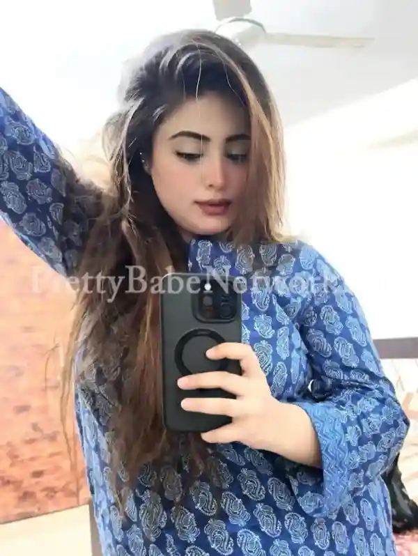 Myself Akansha- College Escort near Hatibagan, Kolkata! Call for Erotic Appointments