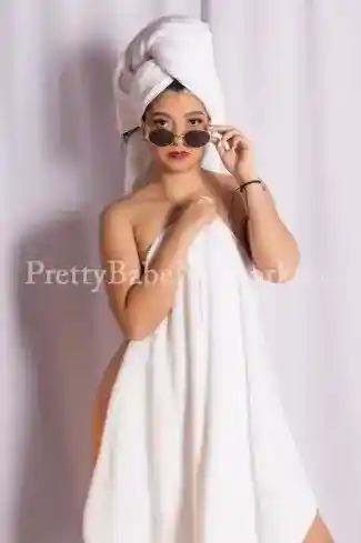 Sensual Beauty Dakshita—College Girl for Youthful Escort Services