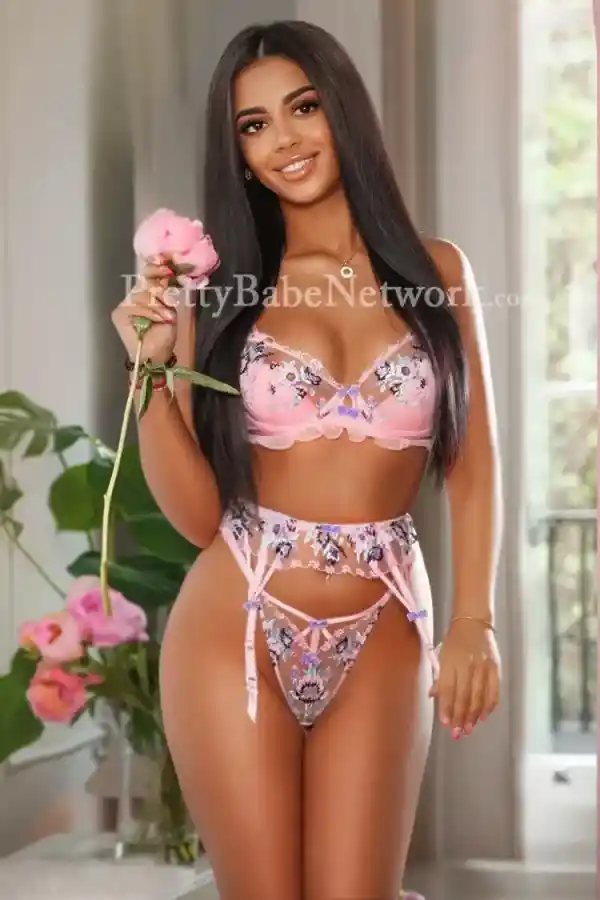 Take Your Libidinal Desires to Next Level With Teen Escort Kamila