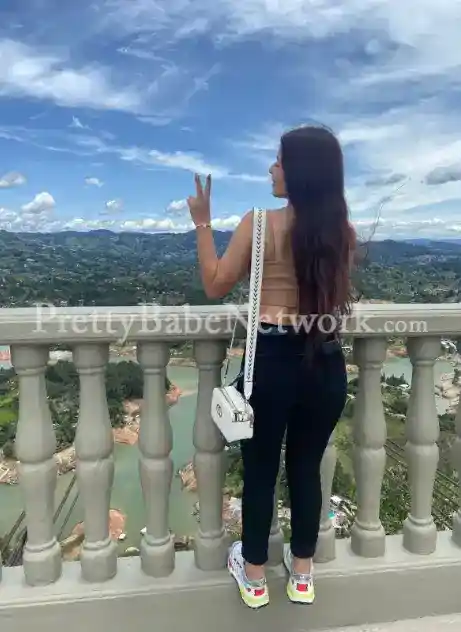 Seductive Commerce Student Kanchan—Spicy College Escort in Kalyan for GFE