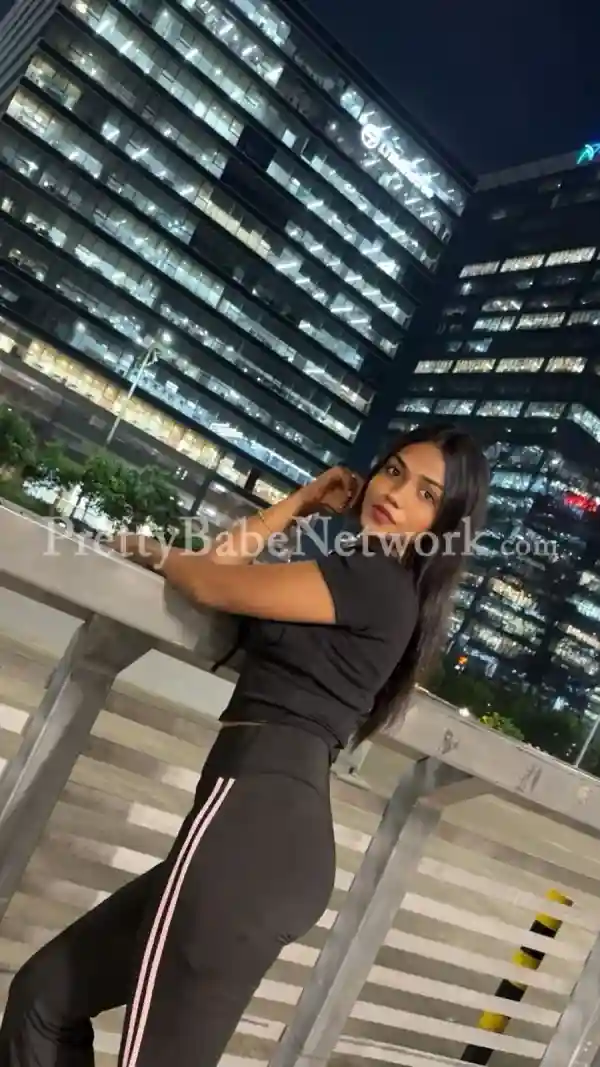 Wanna Change Your Sex Life? Come to Me! Bengali Escort in Alipore, Kolkata