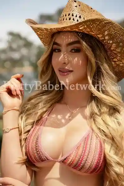 Kendall - British Escort Girl for Personal Dating Companion