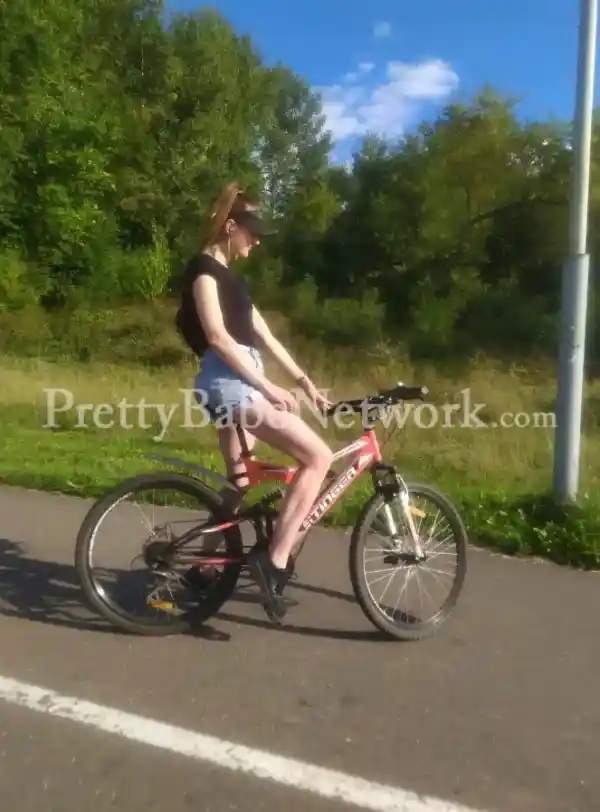 British Girl Lisha—Independent Kurla Escort For Dating, Sex, and BDSM