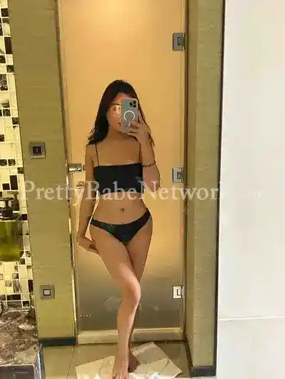 Web Series Actress Gayatri—Enjoy Luxury and Sexuality with a Celebrity Escort