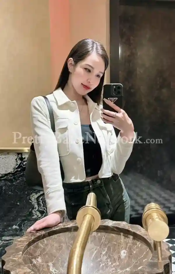 Myself Nora Actress Escort in Kolkata from South Korea! Best French Kisses