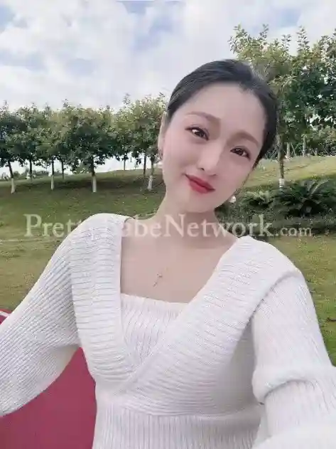 Independent Angus Jiang 江安格斯—Best Among Chinese Escorts at the Sun N Sand Hotel, Mumbai