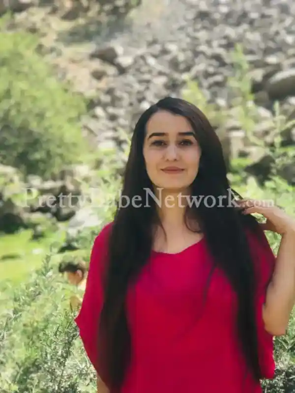 exclusive-female-noida-escort-hania-for-luxurious-gfe-and-sex-services-2