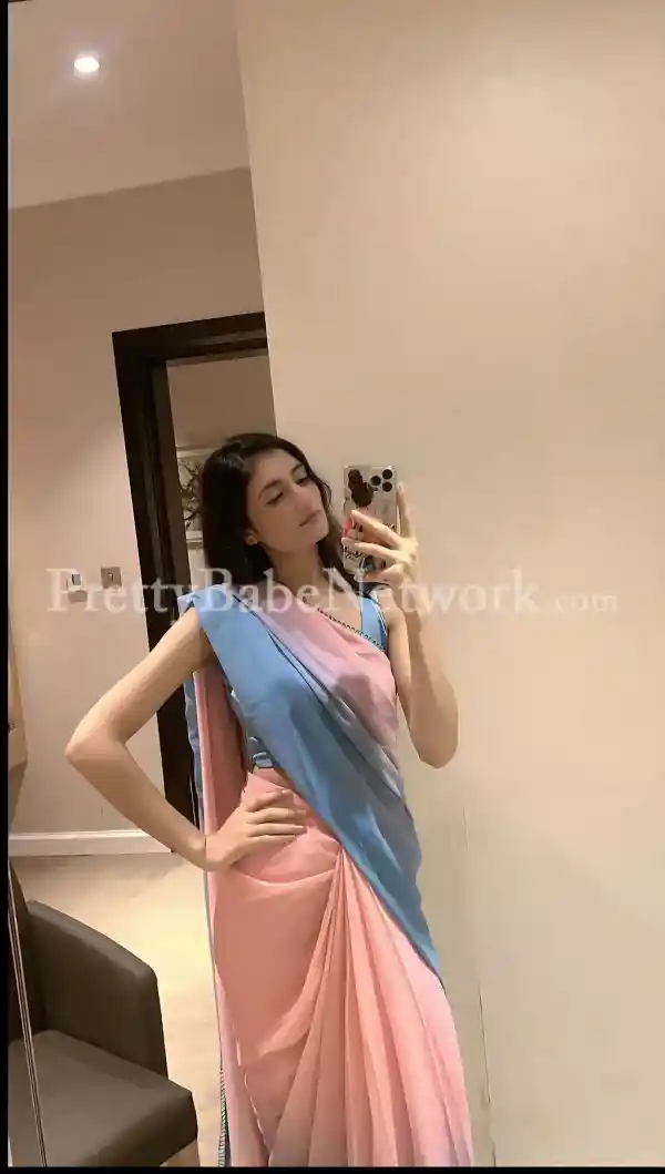 Kolkata Based High Profile Call Girl Arohi Offers Both Incall & Outcall Services