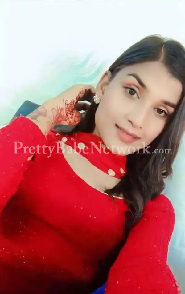 Meet Sharlyn - Premium High Profile Escort in Mumbai For Remarkable Services