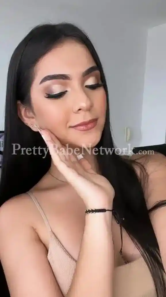 High-Profile Escort Shivangi Rathore for Quality Dating and GFE