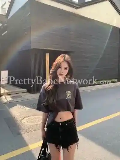 japanese-mix-escort-yong-gfe-wild-partner-peerless-inn-kolkata-1