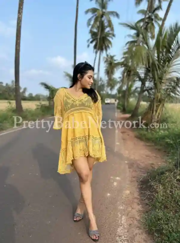 independent-call-girl-in-lalit-hotel-kolkata-chhaya-a-real-sex-queen-2