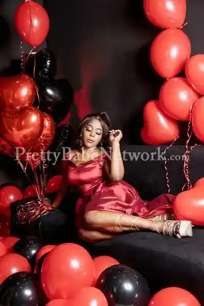 New in Town, I'm Lisa Escort From South Africa Staying in Novotel Hotel, Kolkata