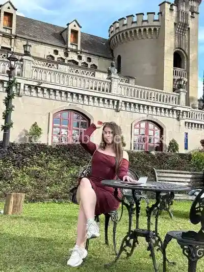 elite-vip-influencer-amber-holt-a-premium-model-escort-in-mumbai-intercontinental-hotel-247-1