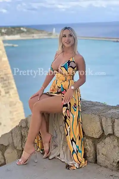 Erotic American Fitness Model Charlotte For Professional Dating