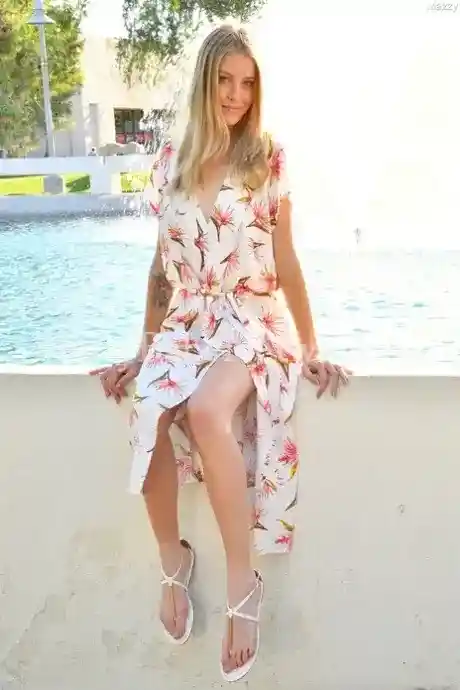 Dennia – Wild & Sexy Russian Model Escort in Candolim Beach for Unforgettable Nights