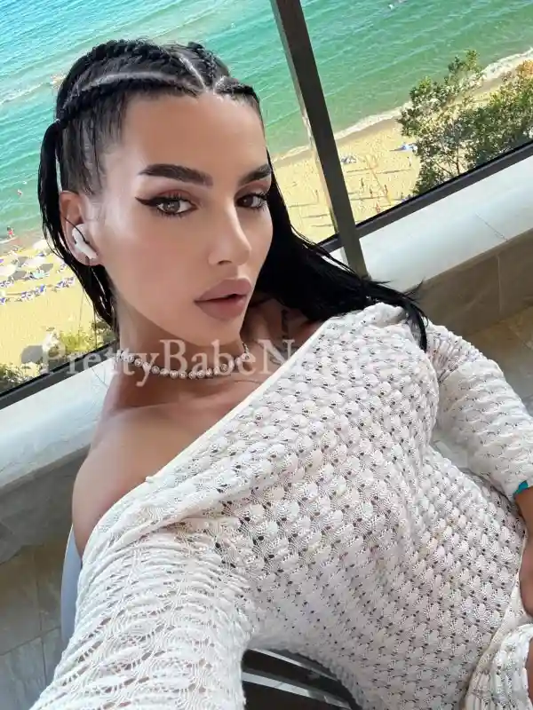 desislava-bulgarian-model-escort-in-bandra-for-high-grade-adult-joy-1