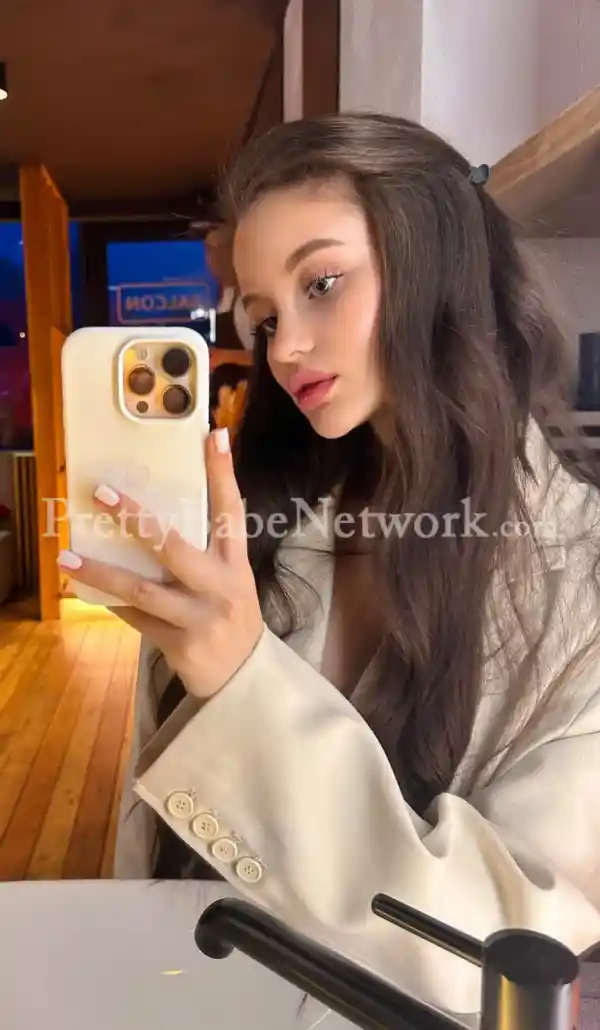 Best Erotic Experience by Ingrid- Swedish Escort in Kolkata near Chandannagar