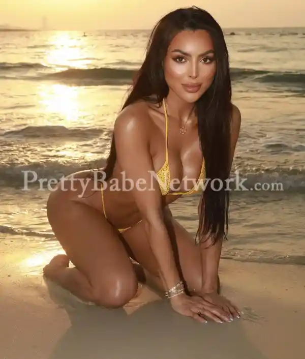 Meet Skylar - Bikini Model British Escort Based in Golden Parkk Hotel, Kolkata