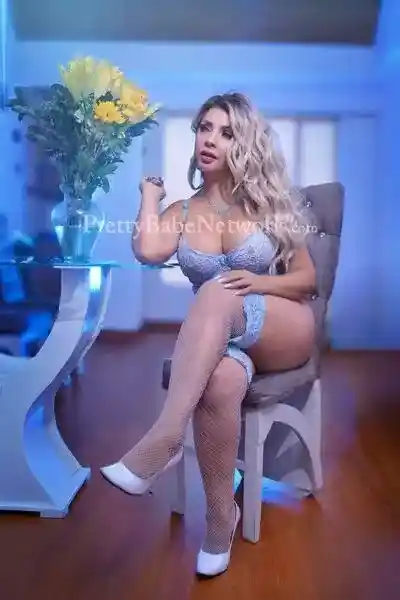 Express Your Wild Sexual Fantasies With International Escort Vivianne