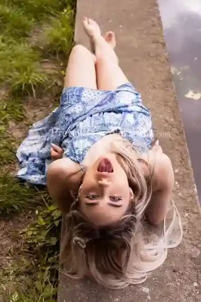 Expert in Foot Fetish & Bondage, Anasia Can Make Your Libido True!