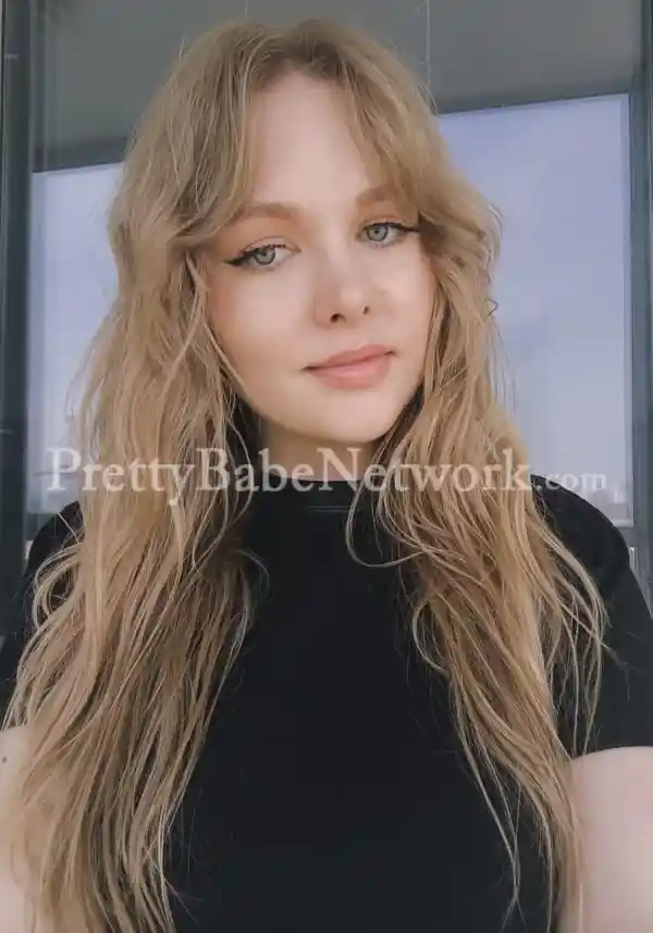 Angelina Russian Escort in South City Mall, Kolkata! Your Girlfriend or Dominant Partner