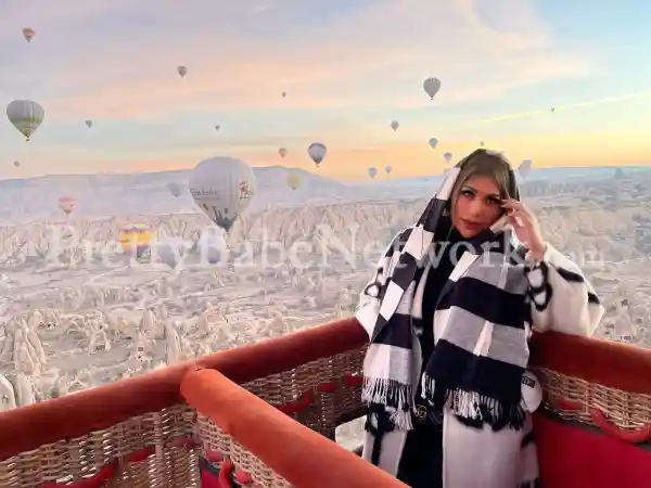 Looking for Deepthroat Queen, Hire VIP Call Girl in Benson Town, Bangalore