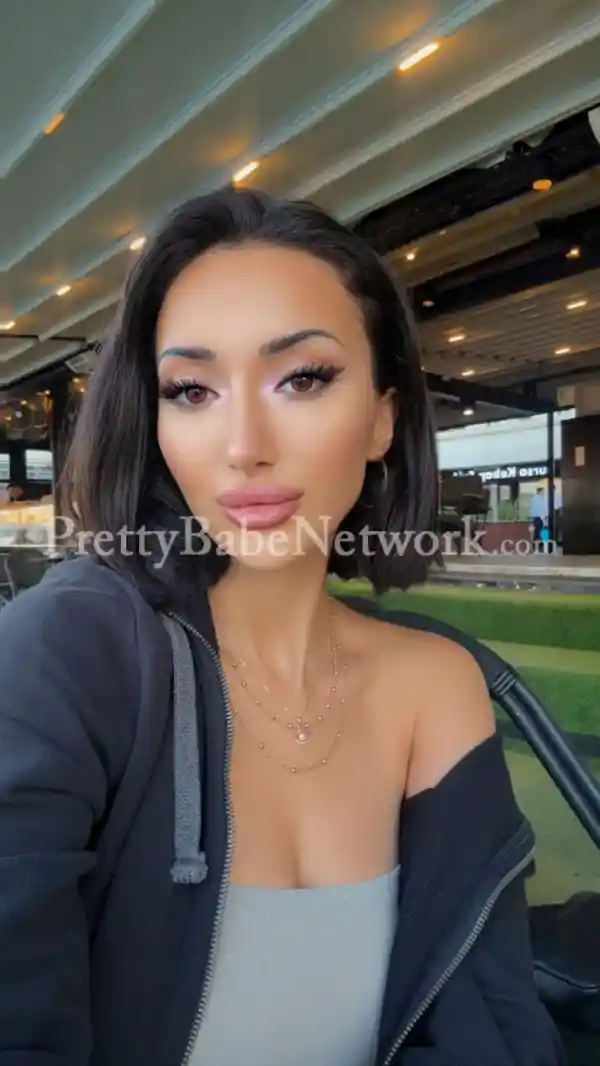 I'm Miray, a 22-year-old Call Girl in Vasanth Nagar - Turkish Escort in Bangalore