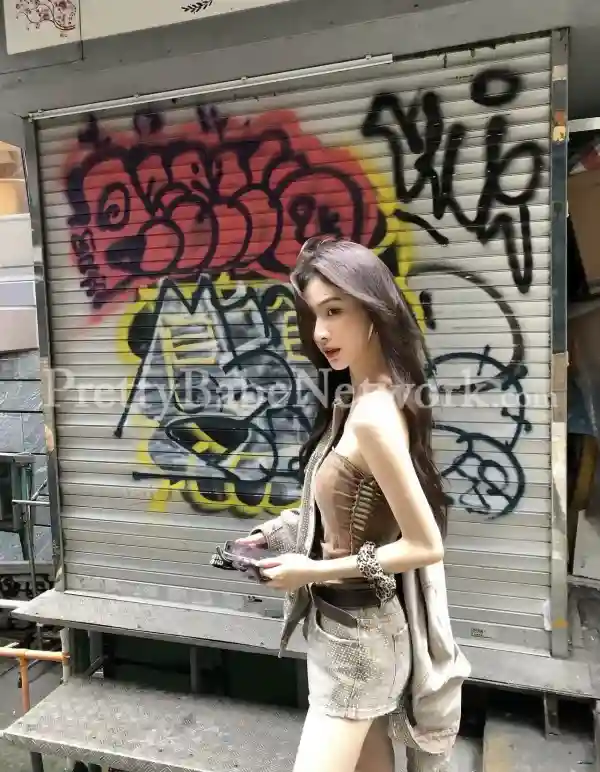 South Korean VIP Escort Yoo-na for High Class Companionship & Erotic Services