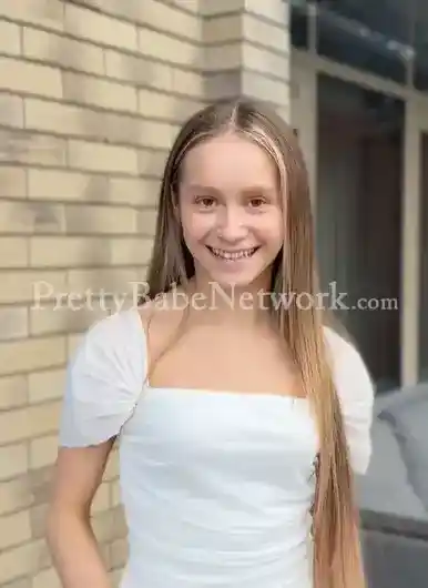 Young French Girl Margot For Ultimate GFE and Sex Experience