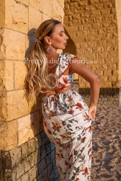 Make Your Couple Session More Intimate With French Escort Nour