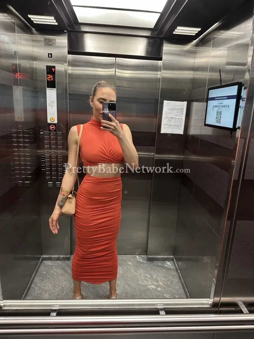 Half Slovakian and Half Indian Girl Staying Alone, Call Me Anytime