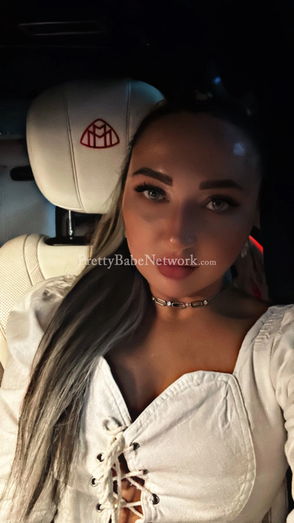 Meet Katia Brunette, High-Class Russian Escort for Top-level Service