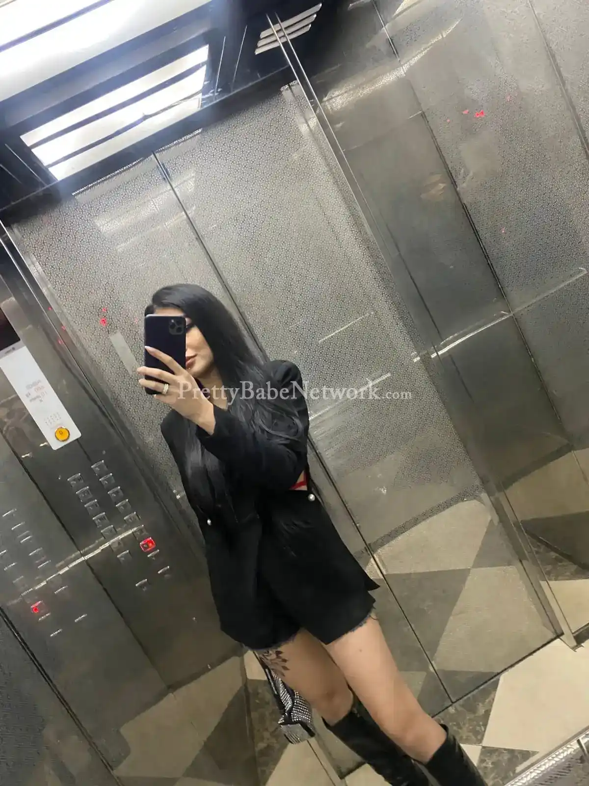 Mira 20-year-old, Exotic Indian Turkish escort in Bangalore