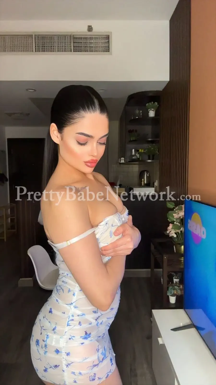 Aaliyah- Iranian Escort at Altair Boutique Hotel, Kolkata! High-End Sex Services