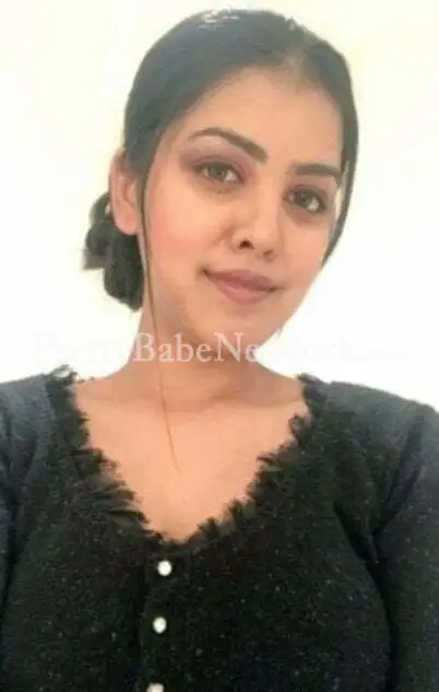 Professional Air Hostess Escort Divyanshi—Best Call Girl in Noida Sector 62 for High-End Services