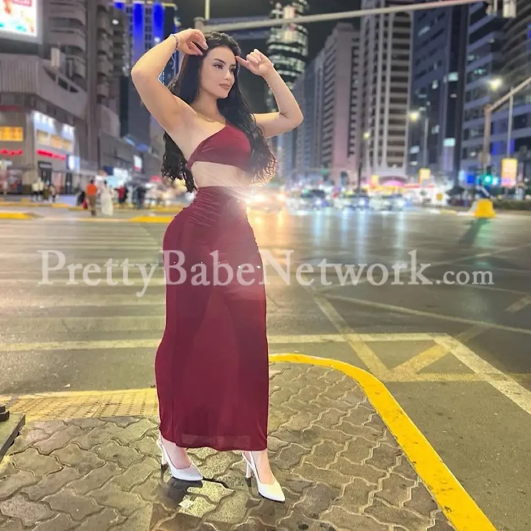 Call or WhatsApp Air Hostess Escort in Gurgaon from Colombia Eva