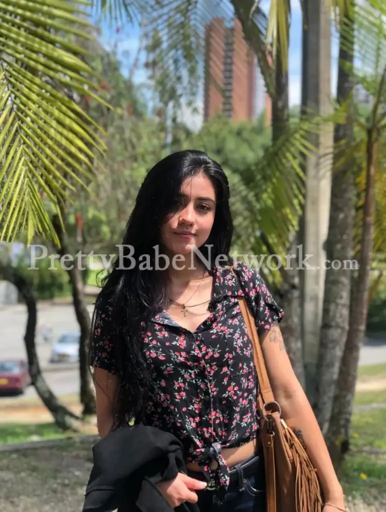 Jigyasa—An Air Hostess and Independent Escort to Spend Quality Time