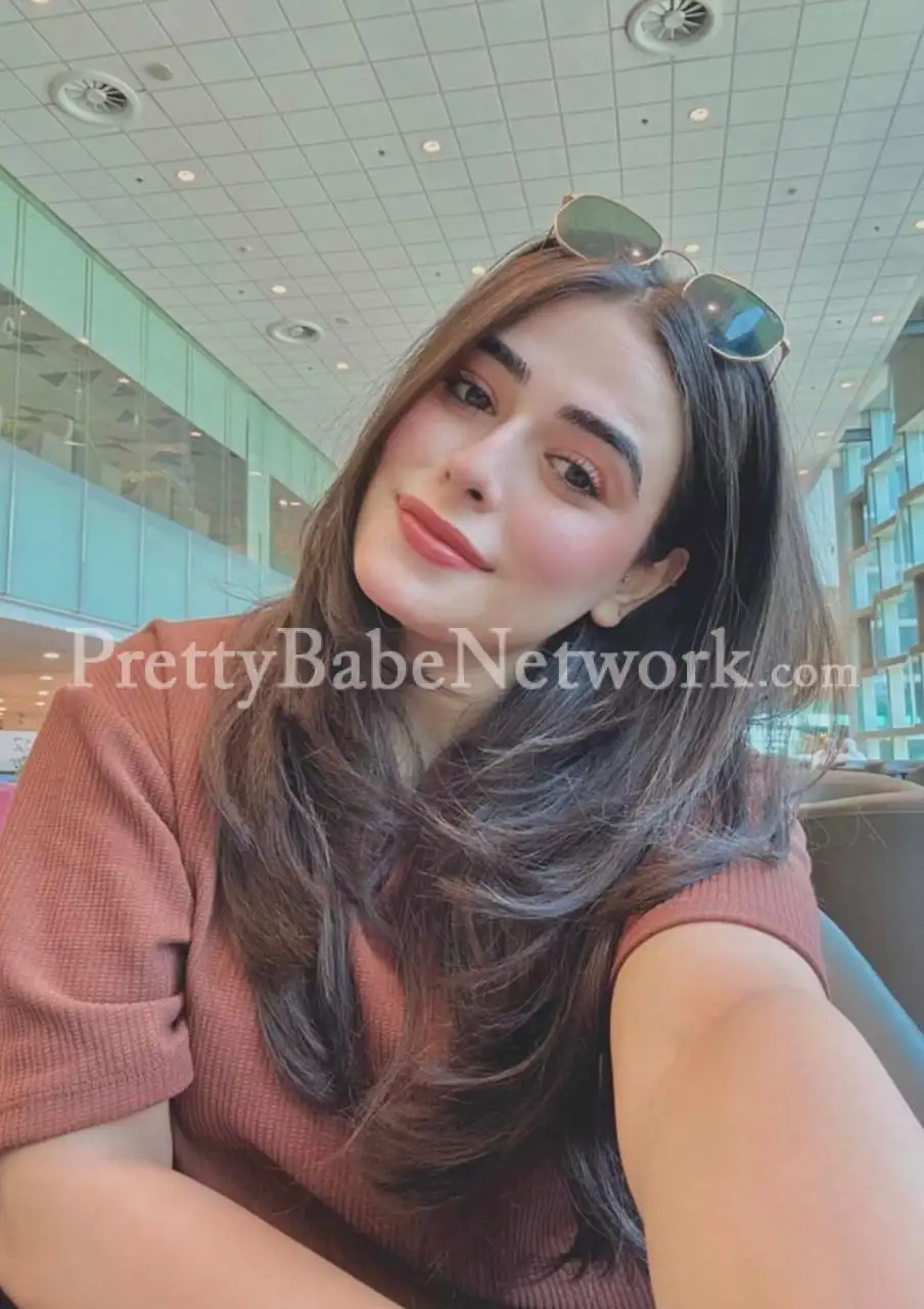 Air Hostess Minakshi, Part-Time Sector 56 Escorts Sex Hookups in Gurgaon