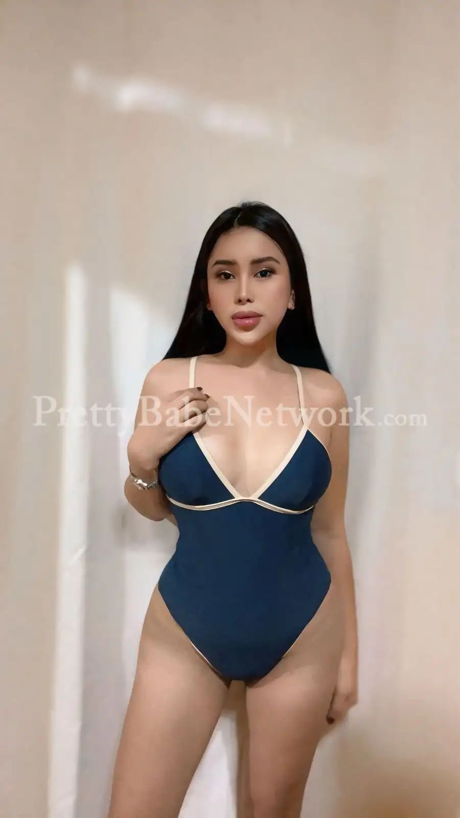 I'm Nimuel, Air Hostess & Independent Filipino Call Girl! Come for GFE or Massage
