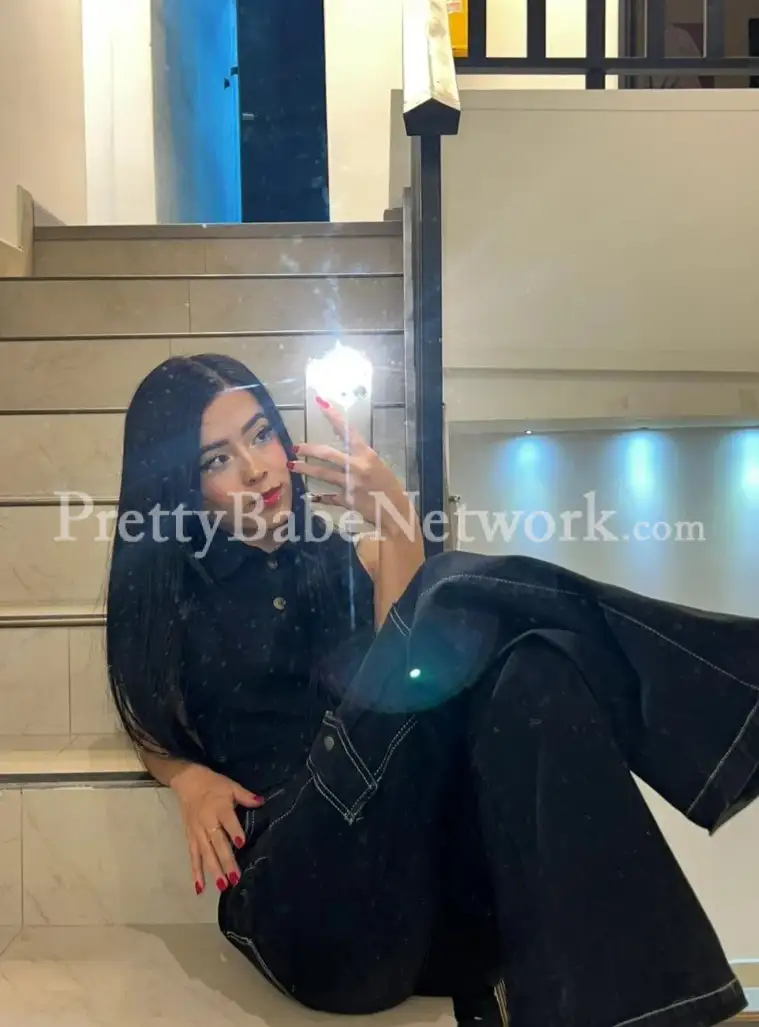 Vaidehi—Air Hostess Escort Available For One-Night Stand