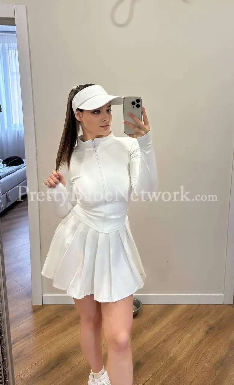 Air Hostess Valery & Ukrainian Escort! Call for GFE Encounter near BT Road, Kolkata