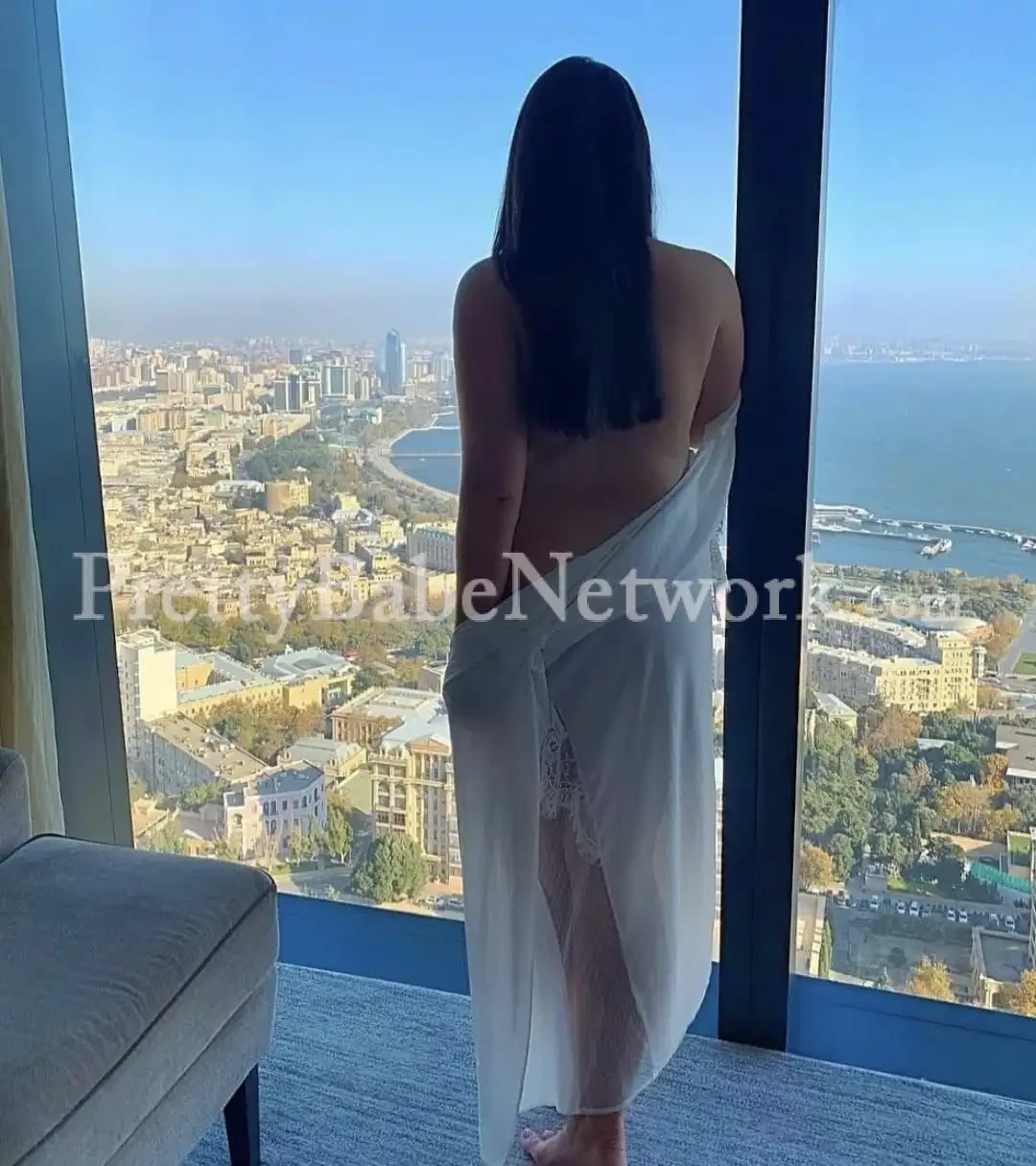 Independent Airhostess Escort Girl at Your Place Palam, New Delhi to Make Your Night Exciting