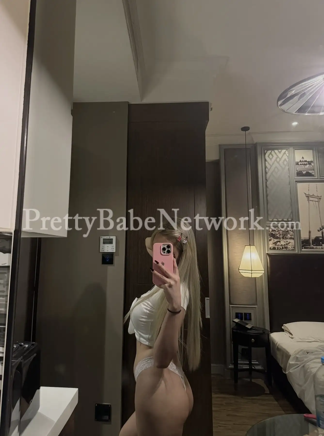 Based in Gurgaon Young Australian Escort in Courtyard Hotel Amelia Awaits You