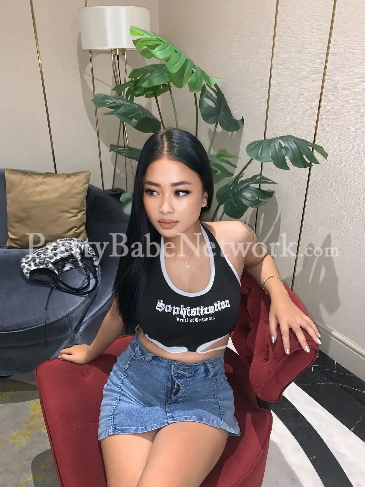 I'm Claudy- Indonesian Call Girl in Gurgaon Offering Best Hookup Services